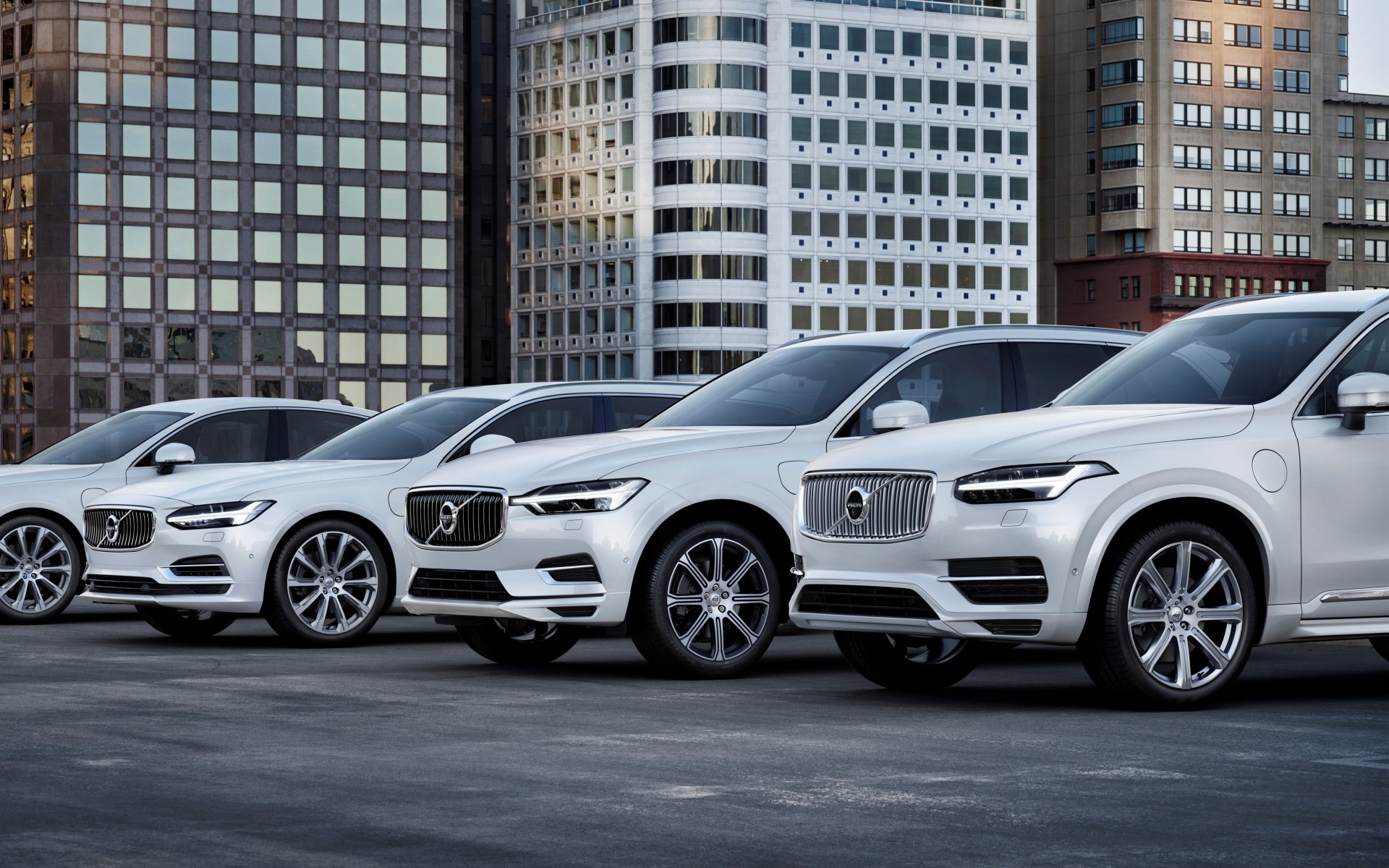 Η Volvo θα αξιοποιεί δεδομένα σε πραγματικό χρόνο από αυτοκίνητα πελατών της για να θέσει νέα πρότυπα ασφαλείας