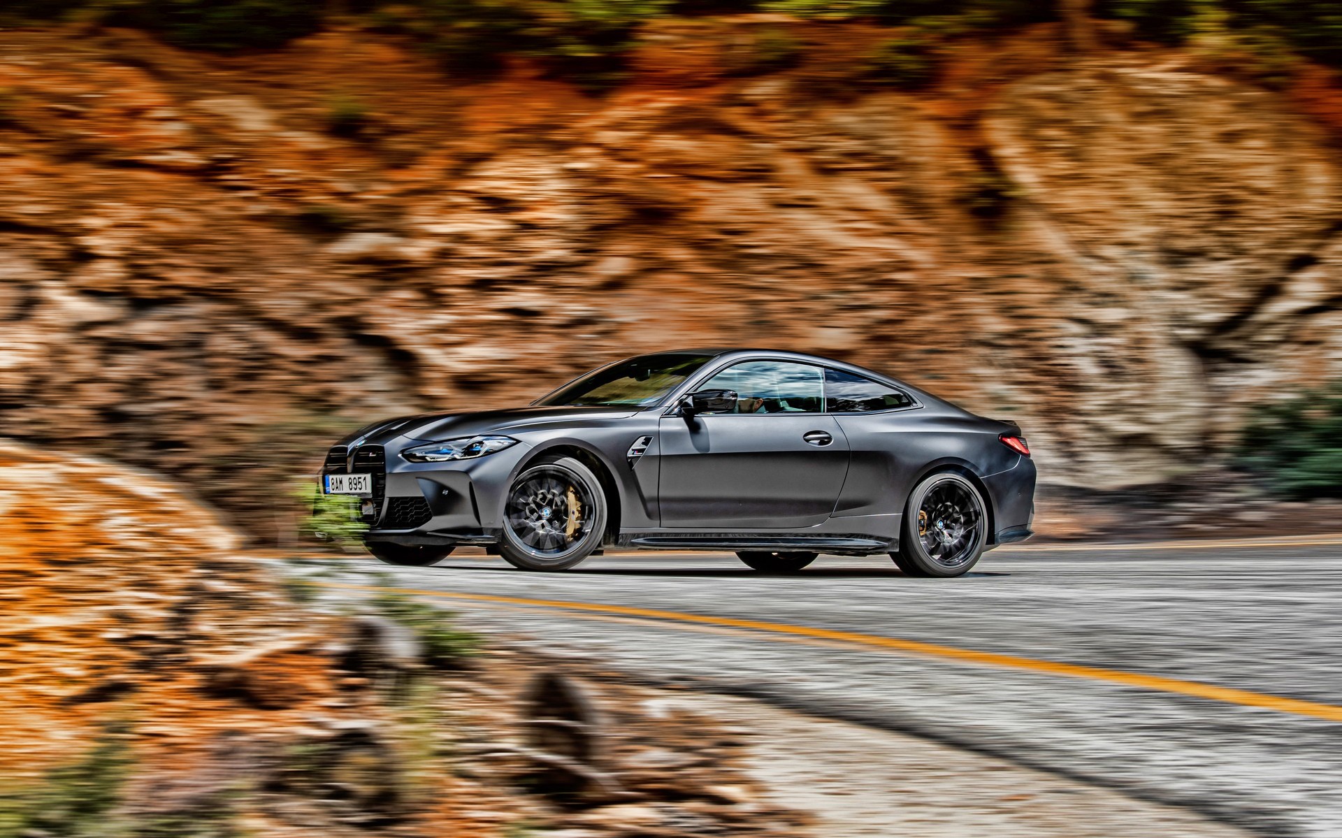 GOCAR Magazine #91: Οδηγούμε τη BMW M4 Competition  