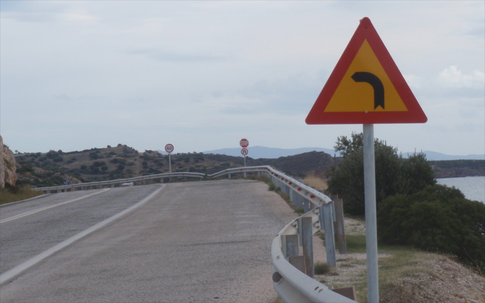 700 νέες πινακίδες σήμανσης επί της Λεωφόρου Ποσειδώνος