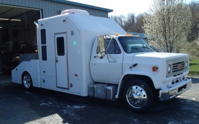 Το Big Rig τροποποιήθηκε σε ένα άνετο τροχόσπιτο που ο ιδιοκτήτης του το κοστολογεί πάνω από 20.000 ευρώ [Video]