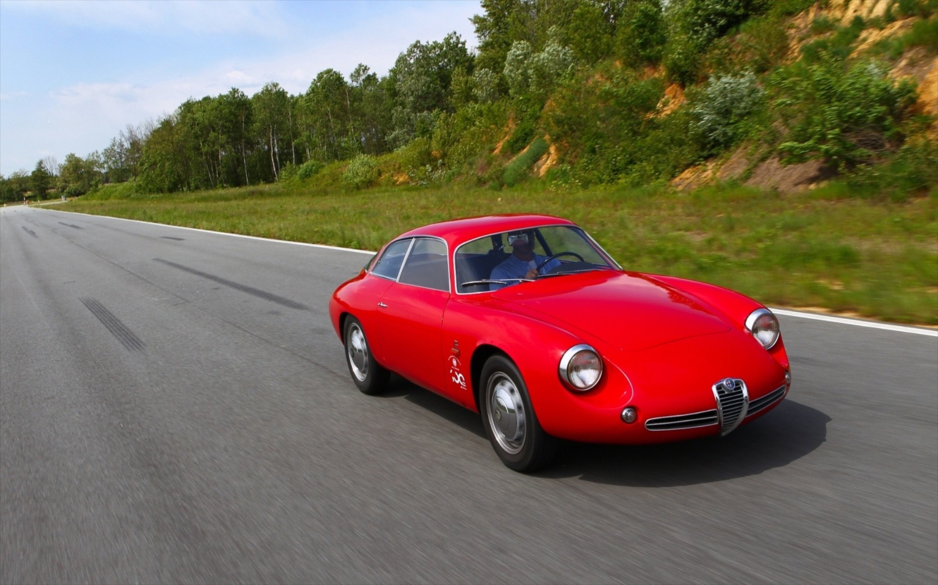 Alfa Romeo Giulietta SZ: Σμιλεύοντας τον άνεμο!