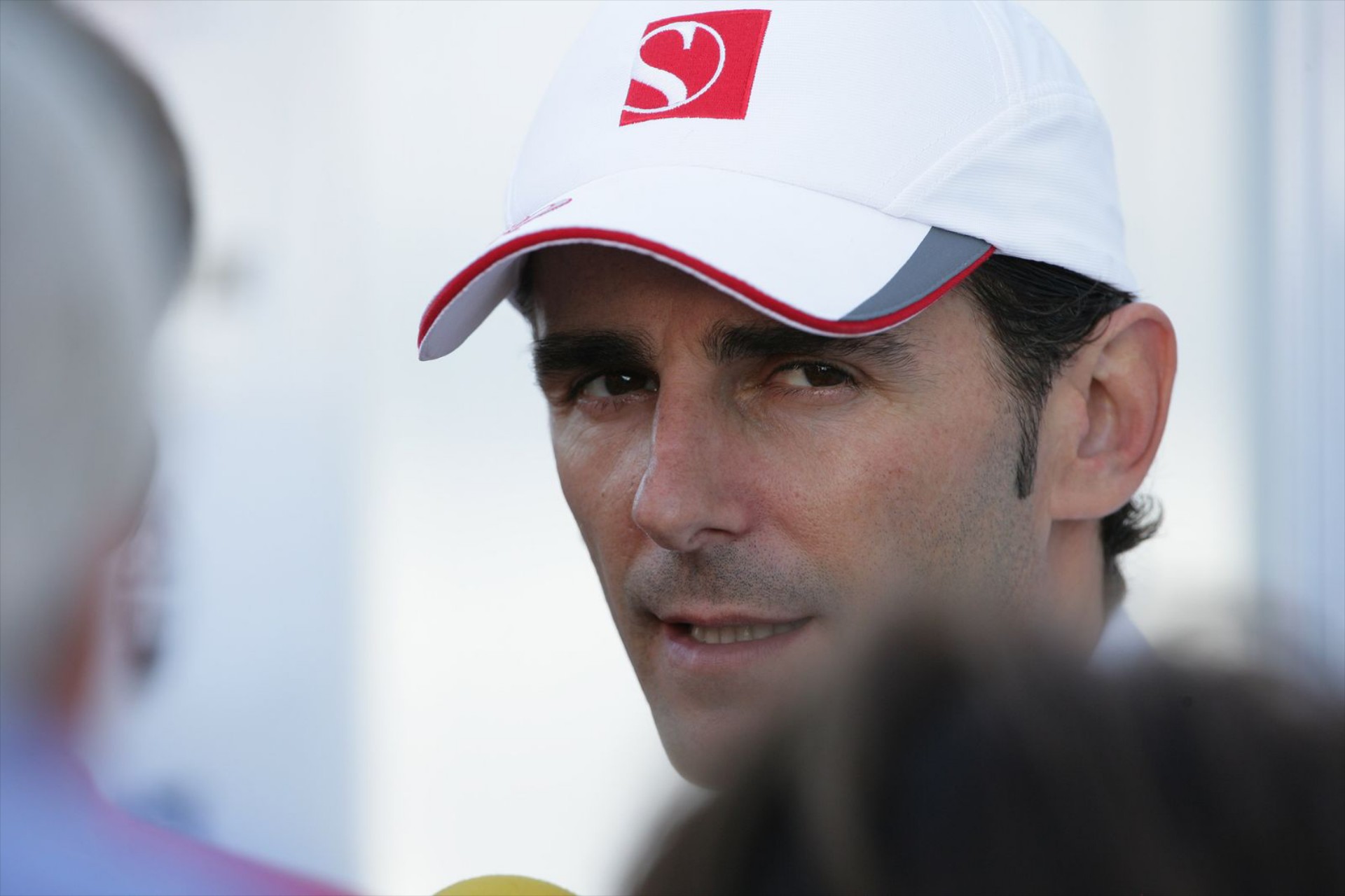 Εκτός Sauber o de la Rosa