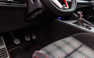 Τέλος στα χειροκίνητα βάζει η Volkswagen – Δες πότε