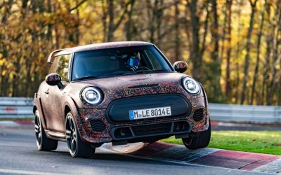 H MINI υπόσχεται ότι θα μας δείξει κάτι συναρπαστικό τον Οκτώβρη