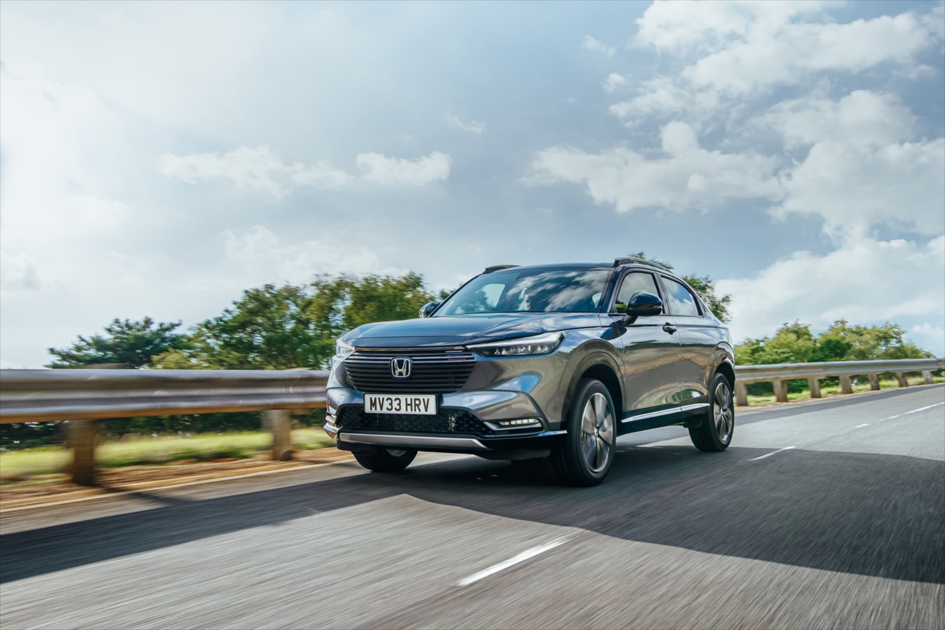 Τι σχέση μπορεί να έχει ο οδηγός της F1 Μax Verstappen με το νέο Honda HR-V; [Video]