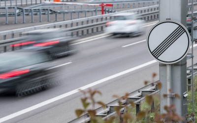 Κάθετος στον ορισμό ορίων ταχύτητας στις Autobahn ο Sebastian Vettel