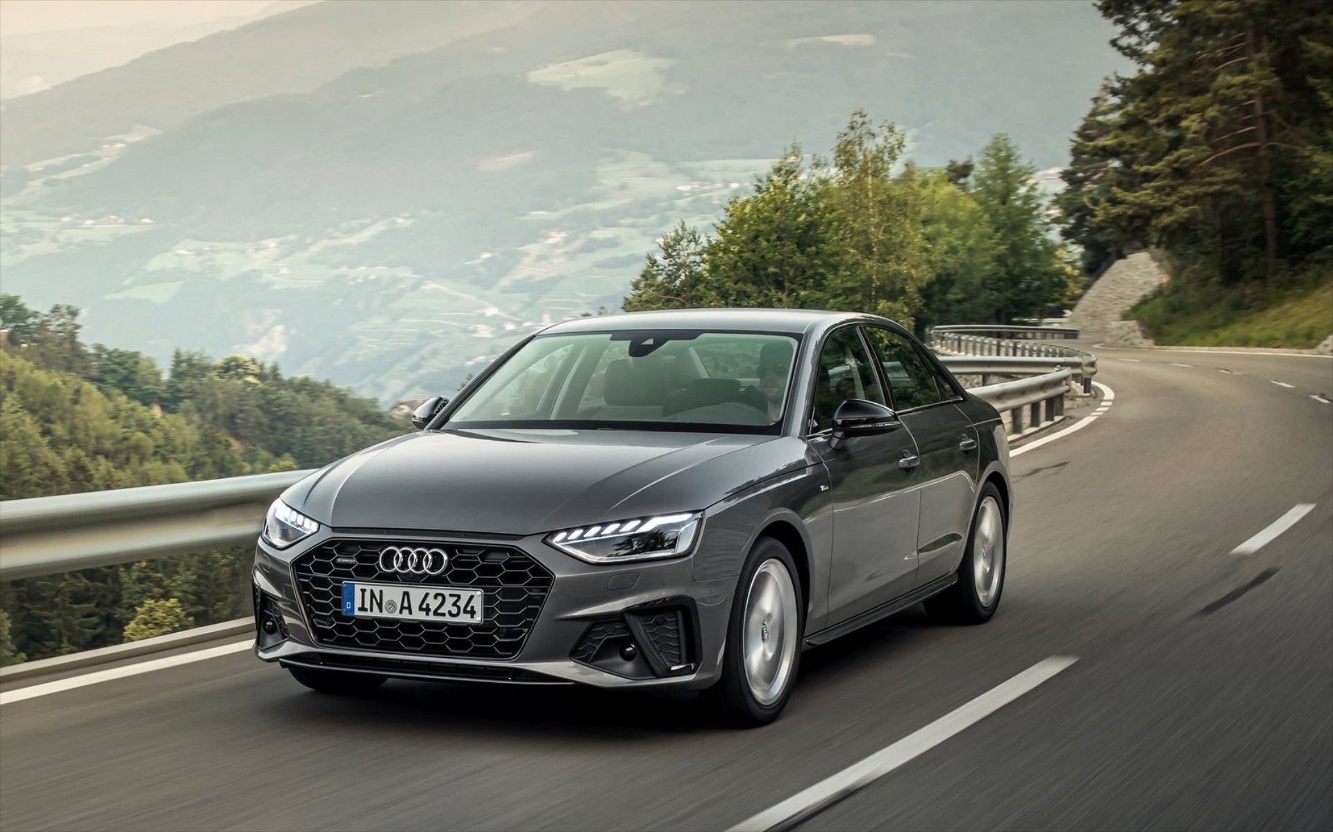 Το νέο Audi A4 θα χρησιμοποιεί κινητήρες βενζίνης και ντίζελ
