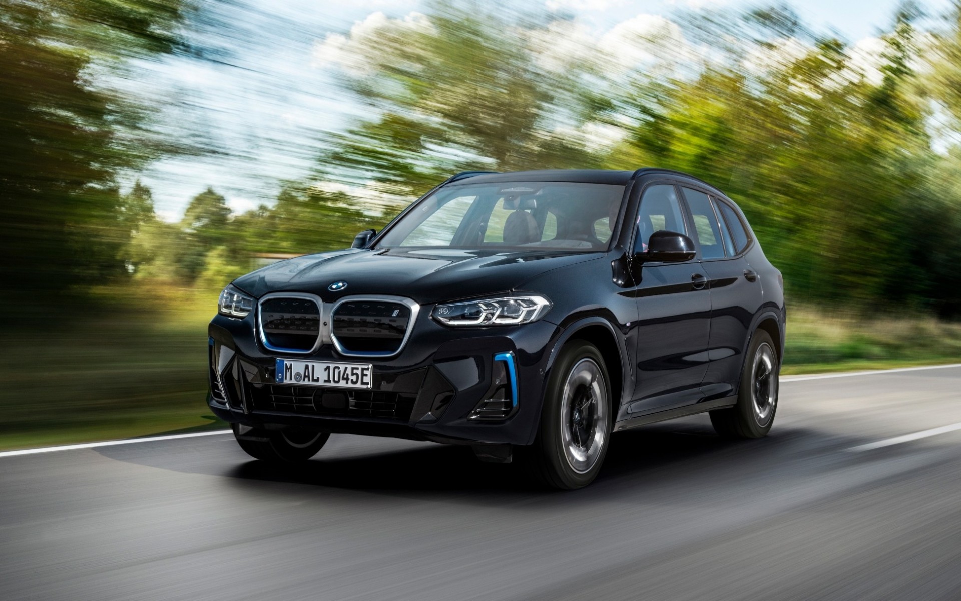 Πόσα αυτοκίνητα έχει πουλήσει μέχρι στιγμής η BMW; 