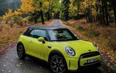 Οδοιπορικό στην ορεινή Αρκαδία με MINI Cooper Cabrio