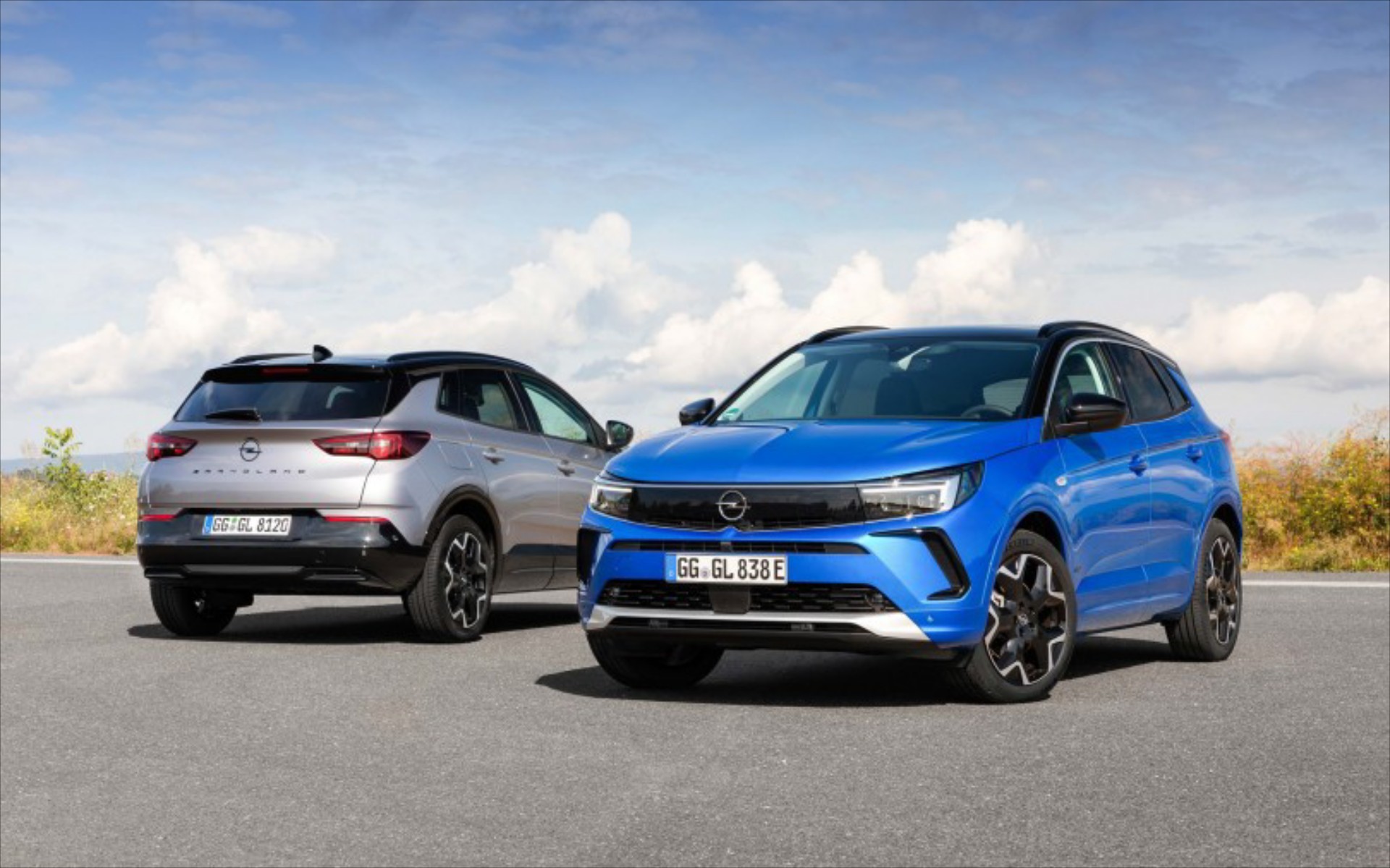 Έφτασε στην Ελλάδα το Opel Grandland PHEV (τιμή)