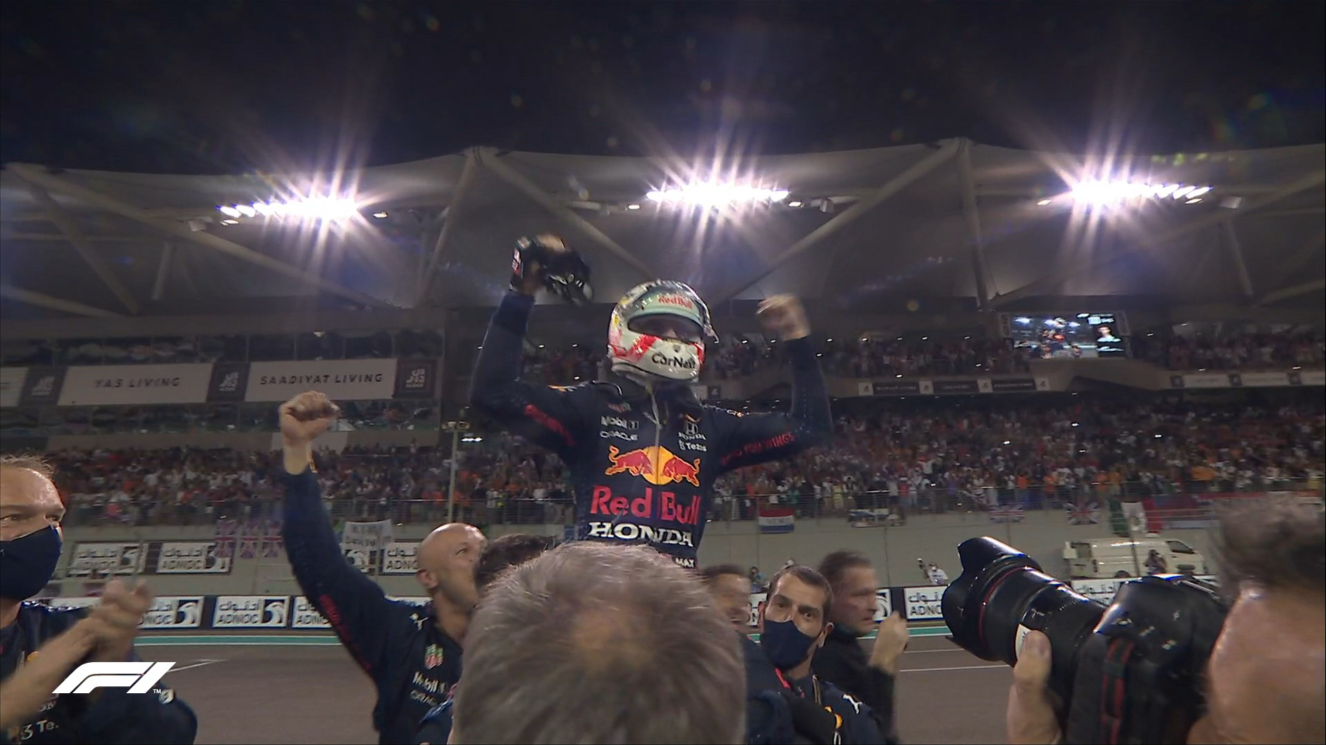 F1 Abu Dhabi: Παγκόσμιος πρωταθλητής ο Max Verstappen! Το άξιζε; (ψηφίστε)