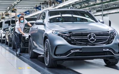 Η Mercedes δίνει σε όλους τους εργαζομένους μπόνους 6.000 ευρώ