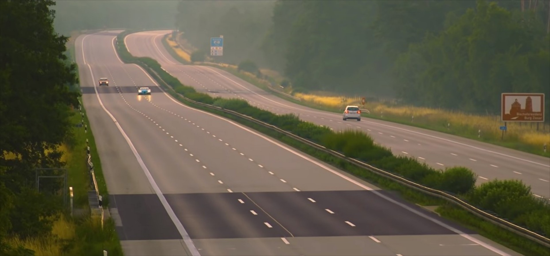 Δείτε αυτόν τον οδηγό να πιάνει τα 414 km/h σε δημόσιο δρόμο [video]