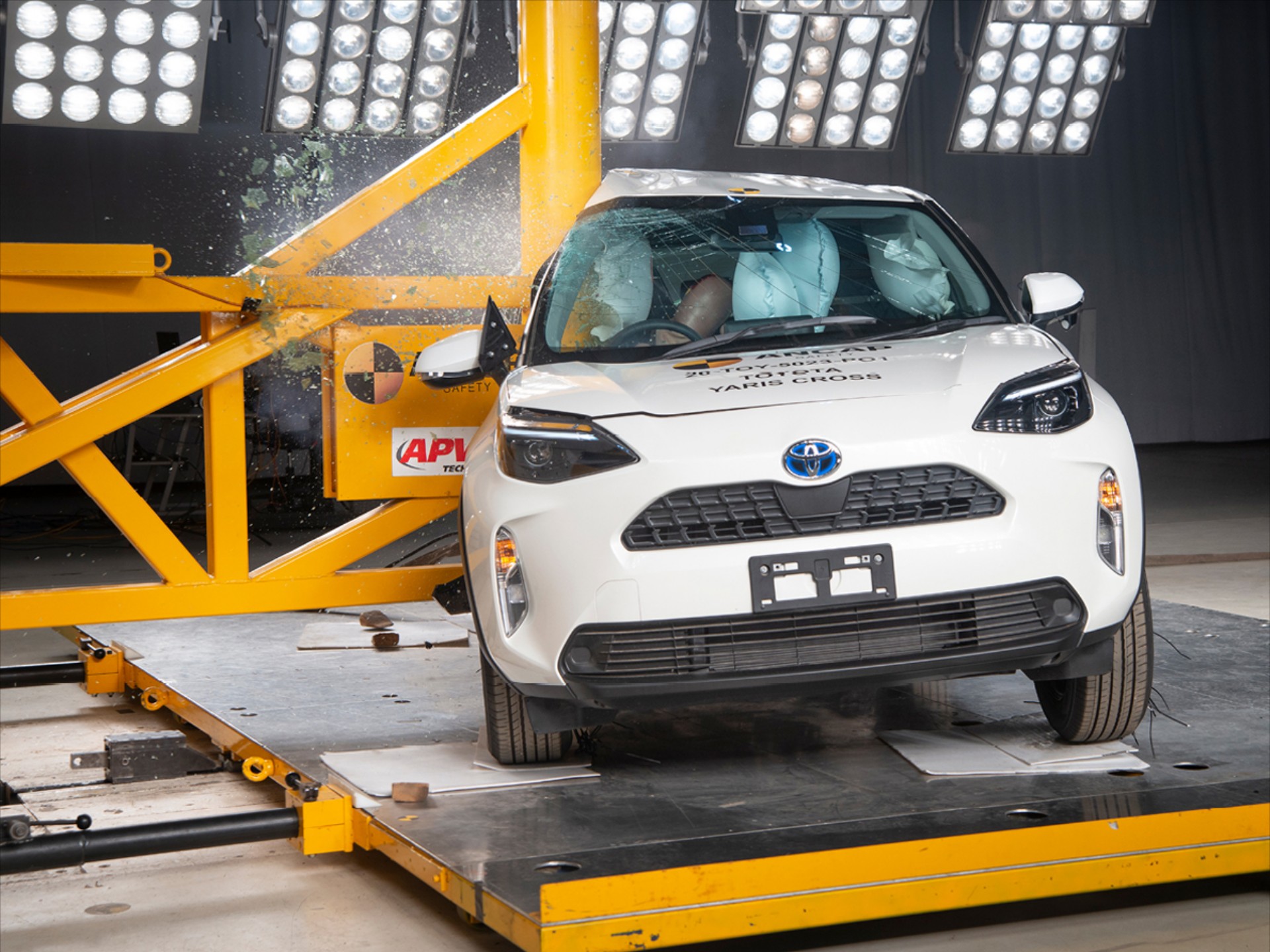 Euro NCAP: Αυτά είναι τα πιο ασφαλή αυτοκίνητα του 2021 [video]