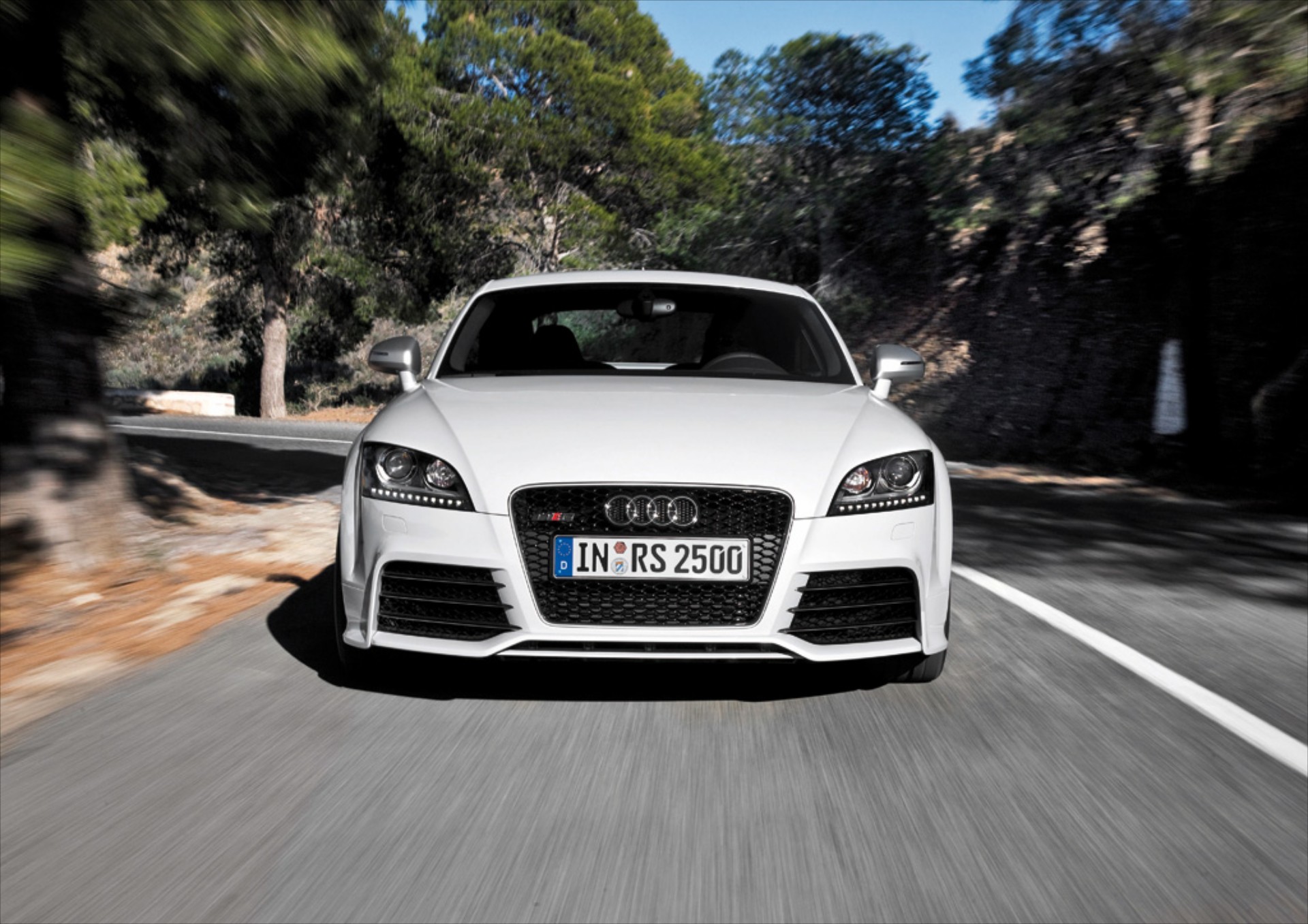 Νέο Audi TT RS με S-Tronic