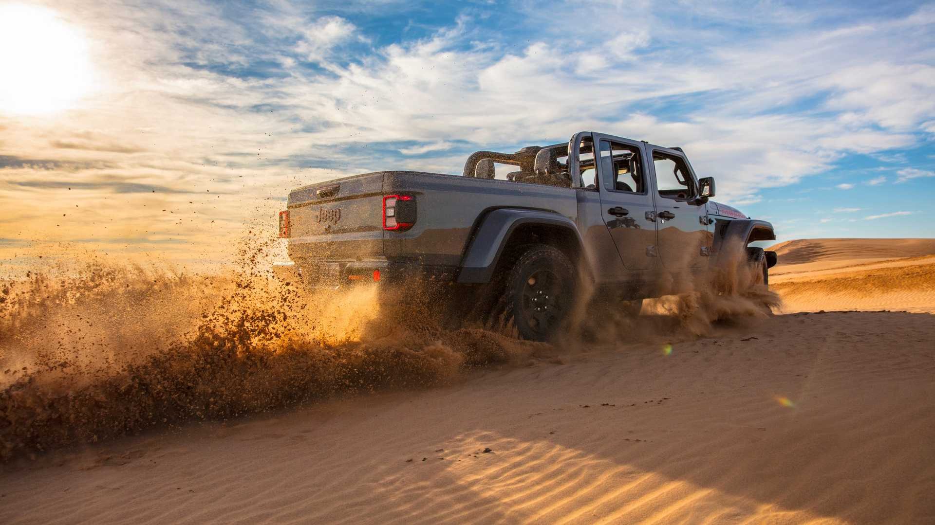 Το Jeep Gladiator δεν κολλάει ούτε στην έρημο με 50 βαθμούς [video]