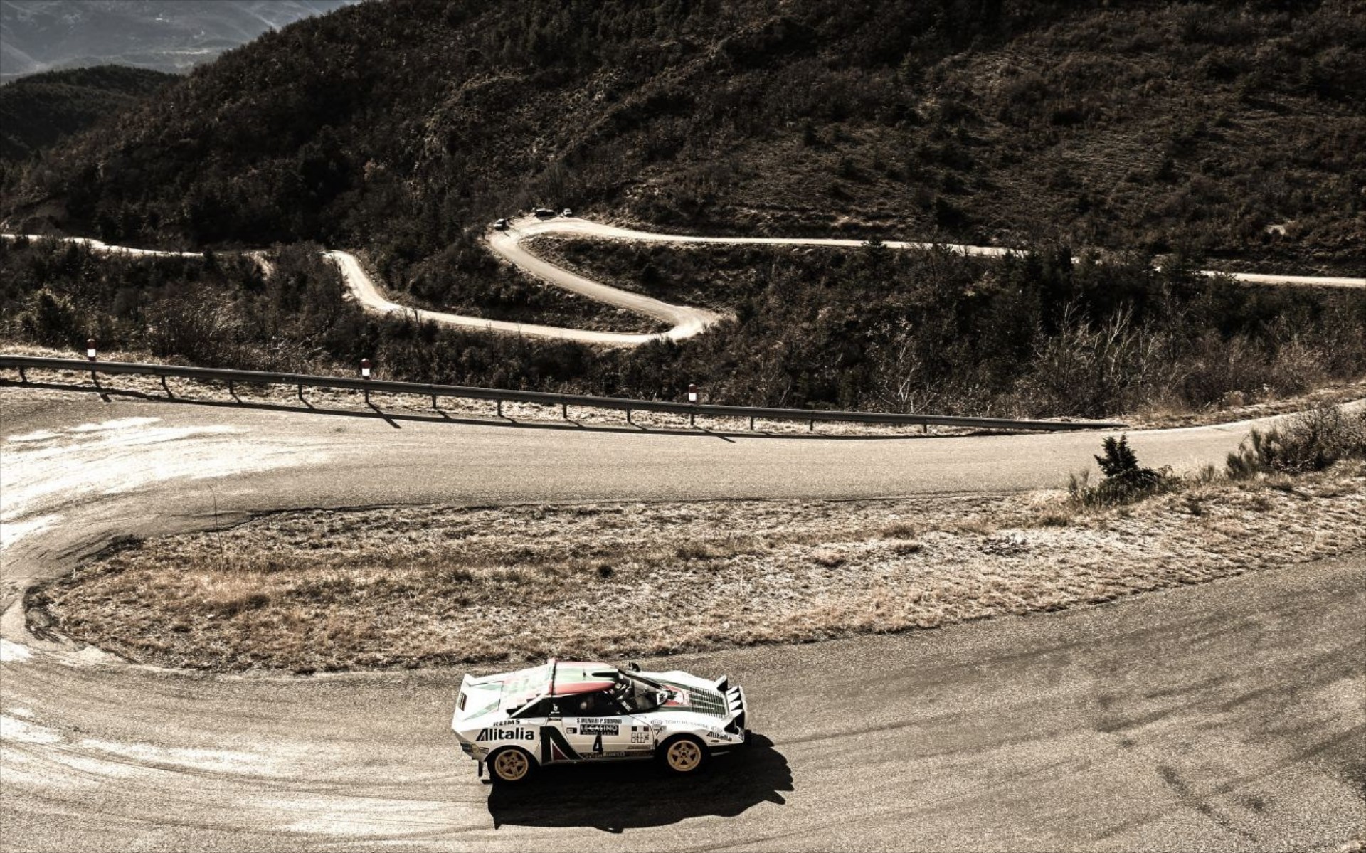 Carlos Tavares: Από το τιμόνι της Stellantis στο τιμόνι μιας Lancia Stratos [video]