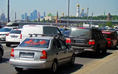 Ποιες εταιρείες σταματάνε να στέλνουν αυτοκίνητα στη Ρωσία; 