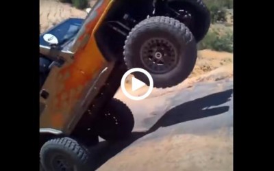 Jeep Wrangler πάει για offroad και τουμπάρει [video] 