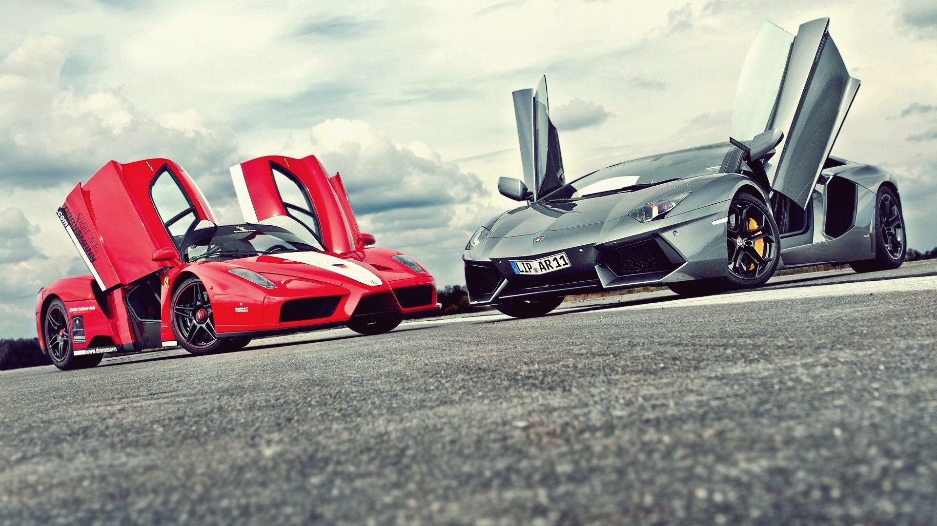 Ferrari & Lamborghini: «Αντίο» στη Ρωσία, δωρεές στην Ουκρανία