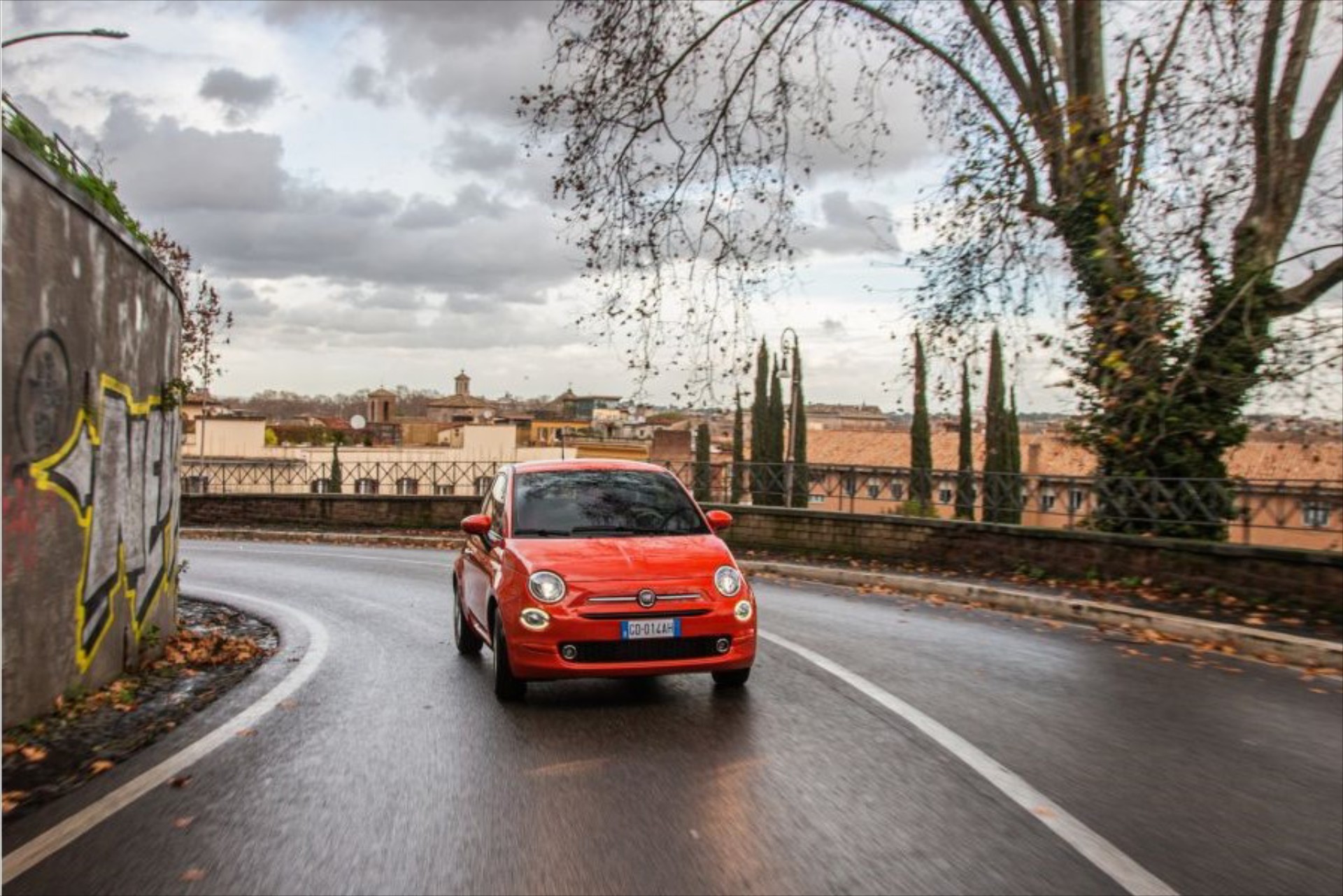 FIAT 500 Hybrid: Υβριδικό με στιλ και όφελος έως 1.300 ευρώ