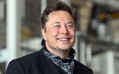 Elon Musk: Μεγαλομέτοχος του Twitter, μετά από ψηφοφορία των ακολούθων του
