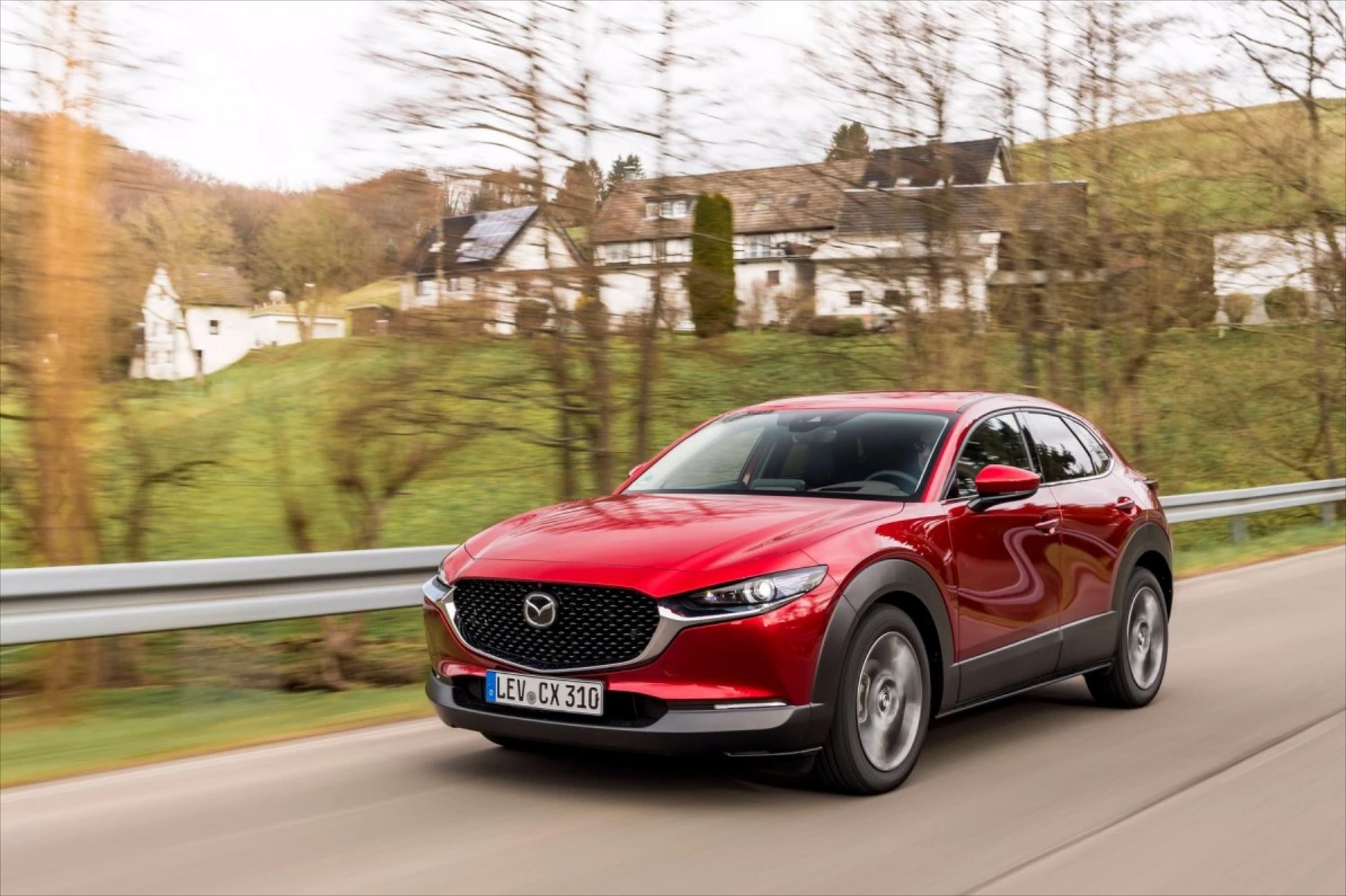 Ετοιμοπαράδοτο το Mazda CX-30 με νέες εκδόσεις (Τιμές) 