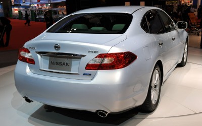 Νέο Nissan Fuga Hybrid