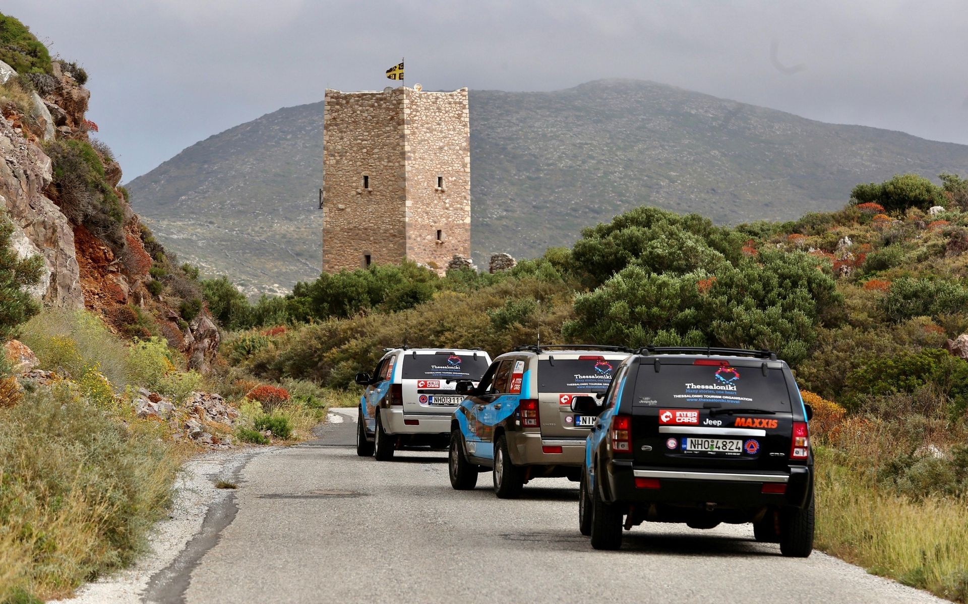 10.000 km σε 100 ώρες: Ξεκινά η διάσχιση της Ευρώπης με Jeep