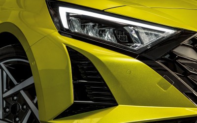 Υβριδικό supermini με 100 PS, μηδενικά τέλη κυκλοφορίας και κατανάλωση 4,1 lt/100 km - Ποιο είναι;