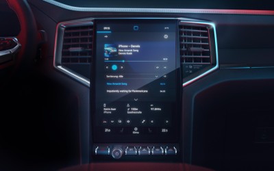 Σε ποιο αγροτικό/pick-up θα δούμε αυτή την τεράστια οθόνη;