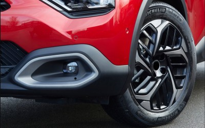 Οικογενειακό coupe crossover χωρίς Τέλη Κυκλοφορίας, με έκπτωση 3.000 € - Ποιο είναι;