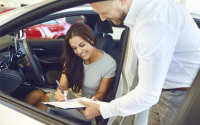 «Φωτιά» τα ενοικιαζόμενα αυτοκίνητα στην Ελλάδα