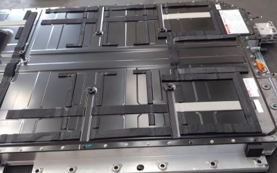 Video: Πώς είναι μέσα μια μπαταρία ηλεκτρικού αυτοκινήτου;