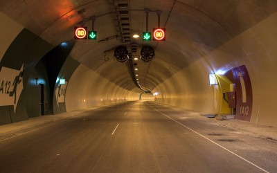 Τούνελ: Γιατί έχουν διαφορετικά χρώματα σε είσοδο και έξοδο;