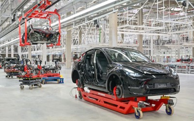 Γιατί η Τesla κλείνει από σήμερα το εργοστάσιό της στο Βερολίνο;