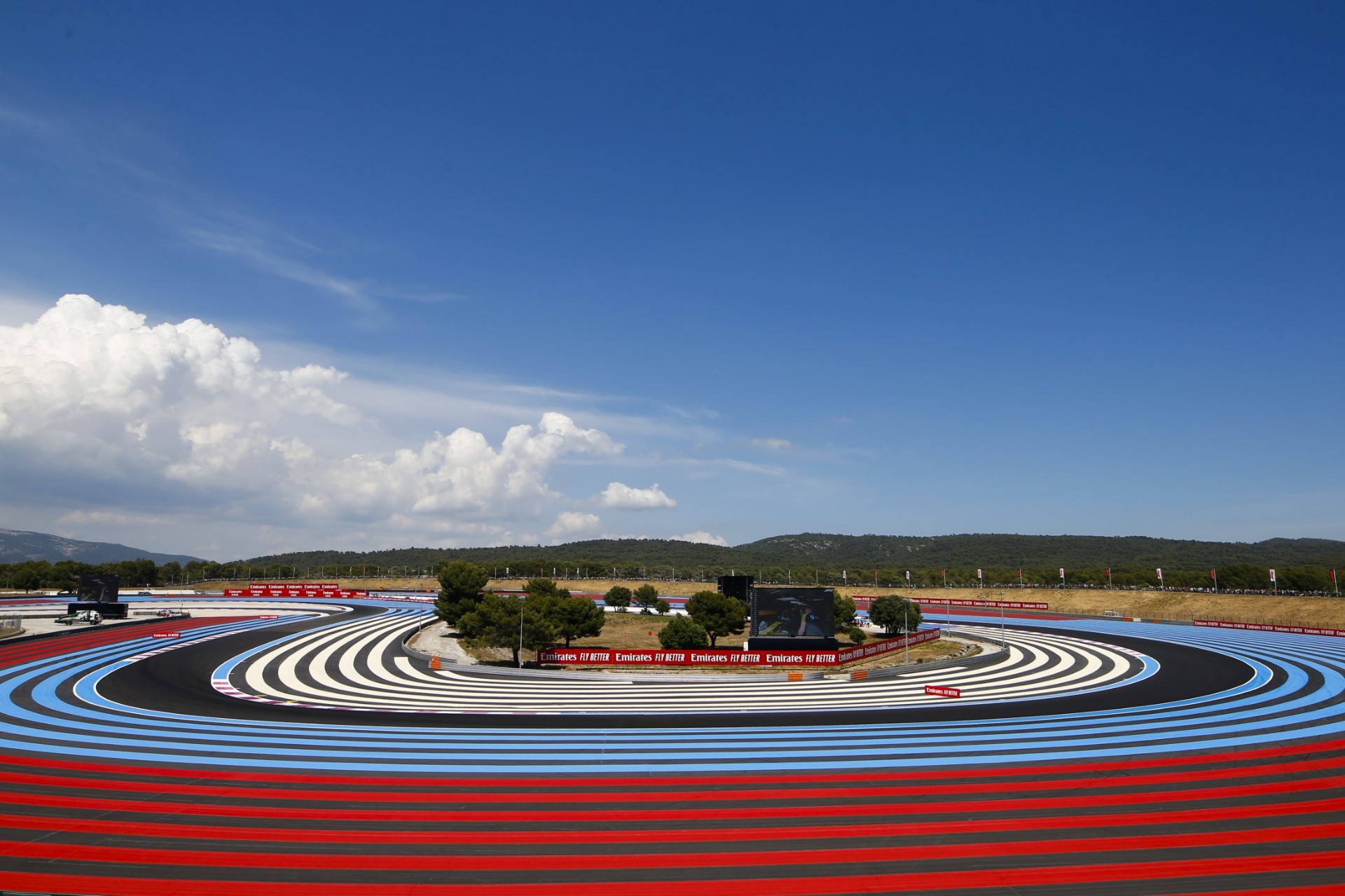 F1 GP Γαλλίας: Τι είναι αυτές οι μπλε και κόκκινες γραμμές;