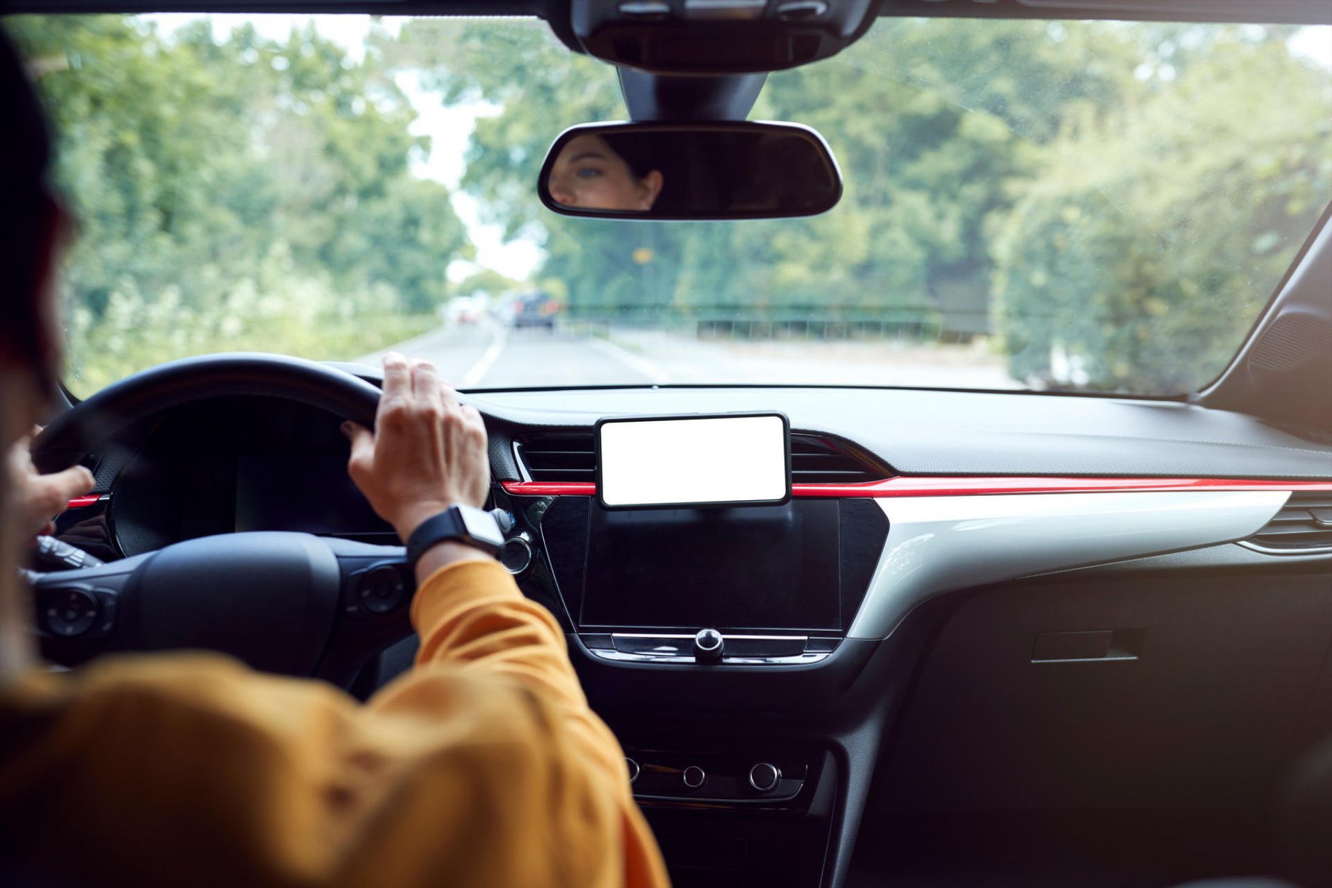 Απίστευτο: Νοίκιασε αυτοκίνητο για 3 μέρες και τις έβγαλαν λογαριασμό $8.000! 