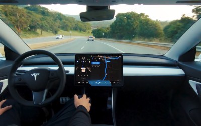 Tesla: Οι Γερμανοί την αναγκάζουν να αλλάξει το Autopilot!