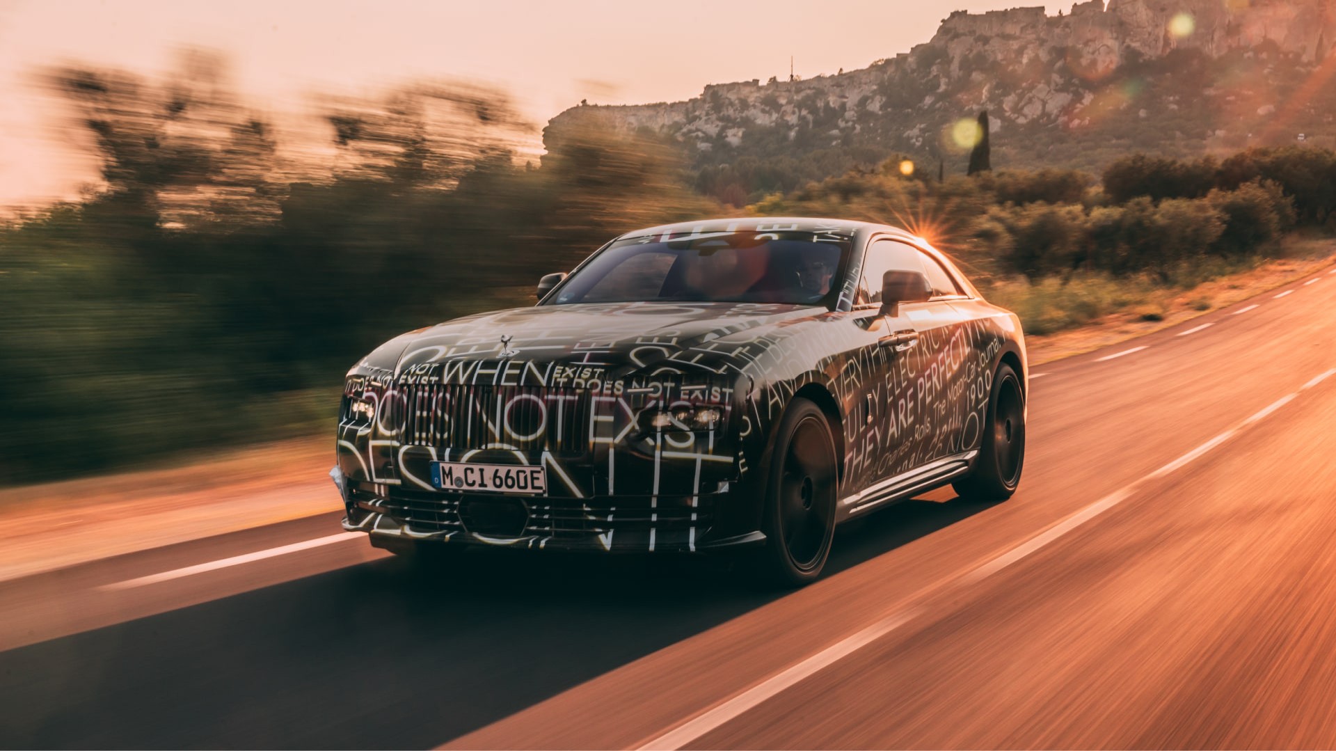 Μια προφητεία 120 ετών πάνω στην ηλεκτρική Rolls Royce Spectre!
