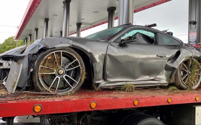 Διάσημος αθλητής διέλυσε την Porsche 911 Turbo S [video]