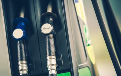 «Φωτιά» το diesel – Πού θα φτάσει η τιμή του