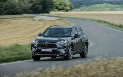 Δοκιμή Toyota RAV4 plug-in hybrid: Είναι το απόλυτο οικογενειακό SUV;