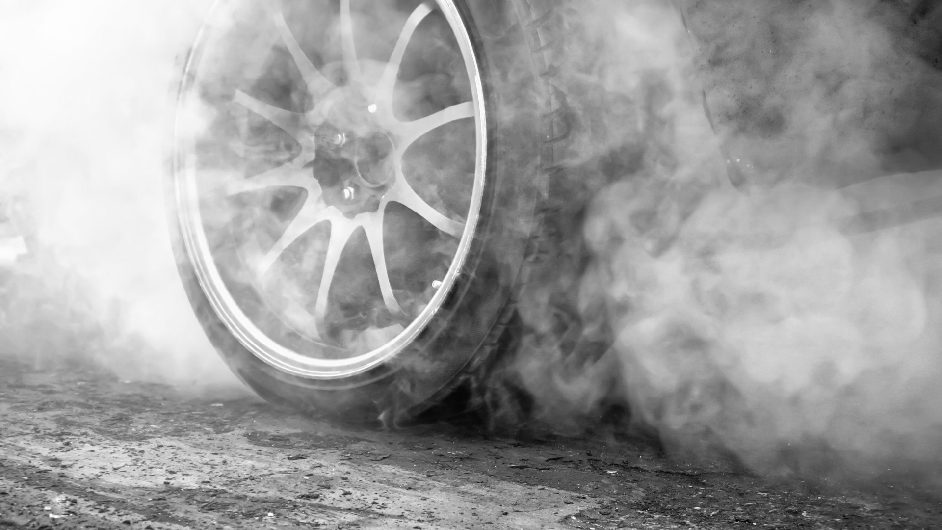 Νέο ρεκόρ Guinness στην επιτάχυνση 0-100 km/h από ηλεκτρικό [video]