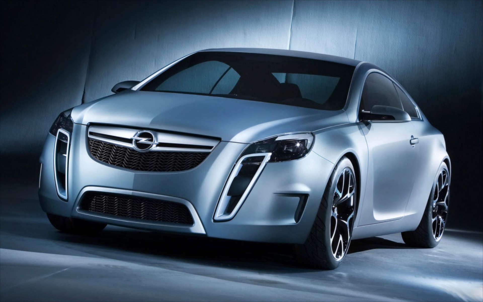 Opel – Φήμες για νέο Calibra
