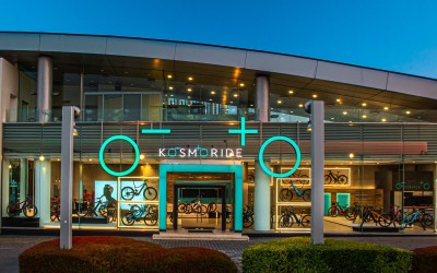 Kosmoride: Ηλεκτρικά ποδήλατα και e-Scooter με όφελος έως 4.300 €!