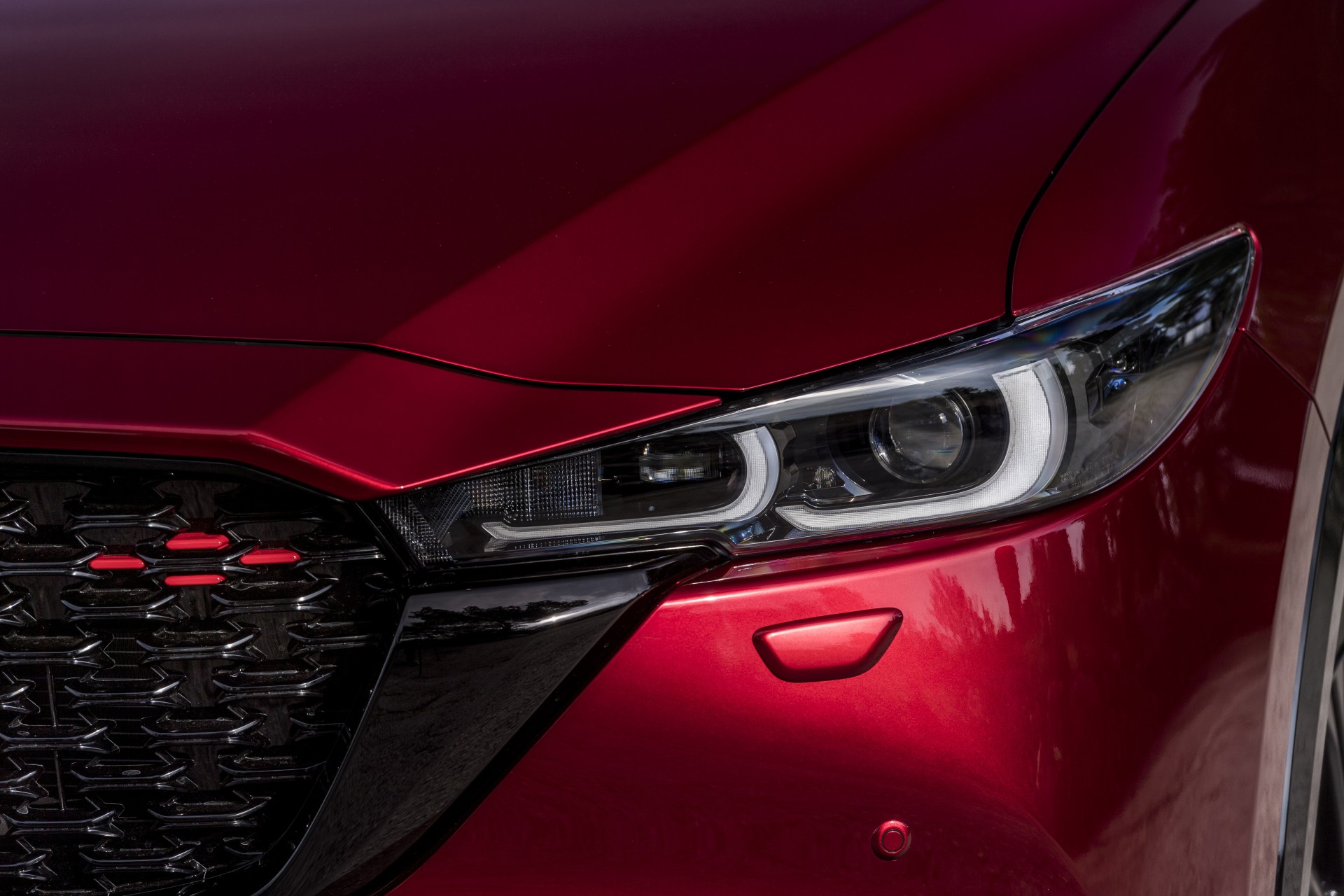 Μεγάλο οικογενειακό SUV με 165 PS, χώρο αποσκευών 506 lt και τιμή 29.400 € - Ποιο είναι;