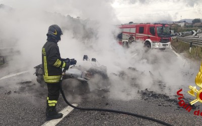 Τρομακτικές εικόνες - Lamborghini έπιασε 300 km/h και τράκαρε [video]