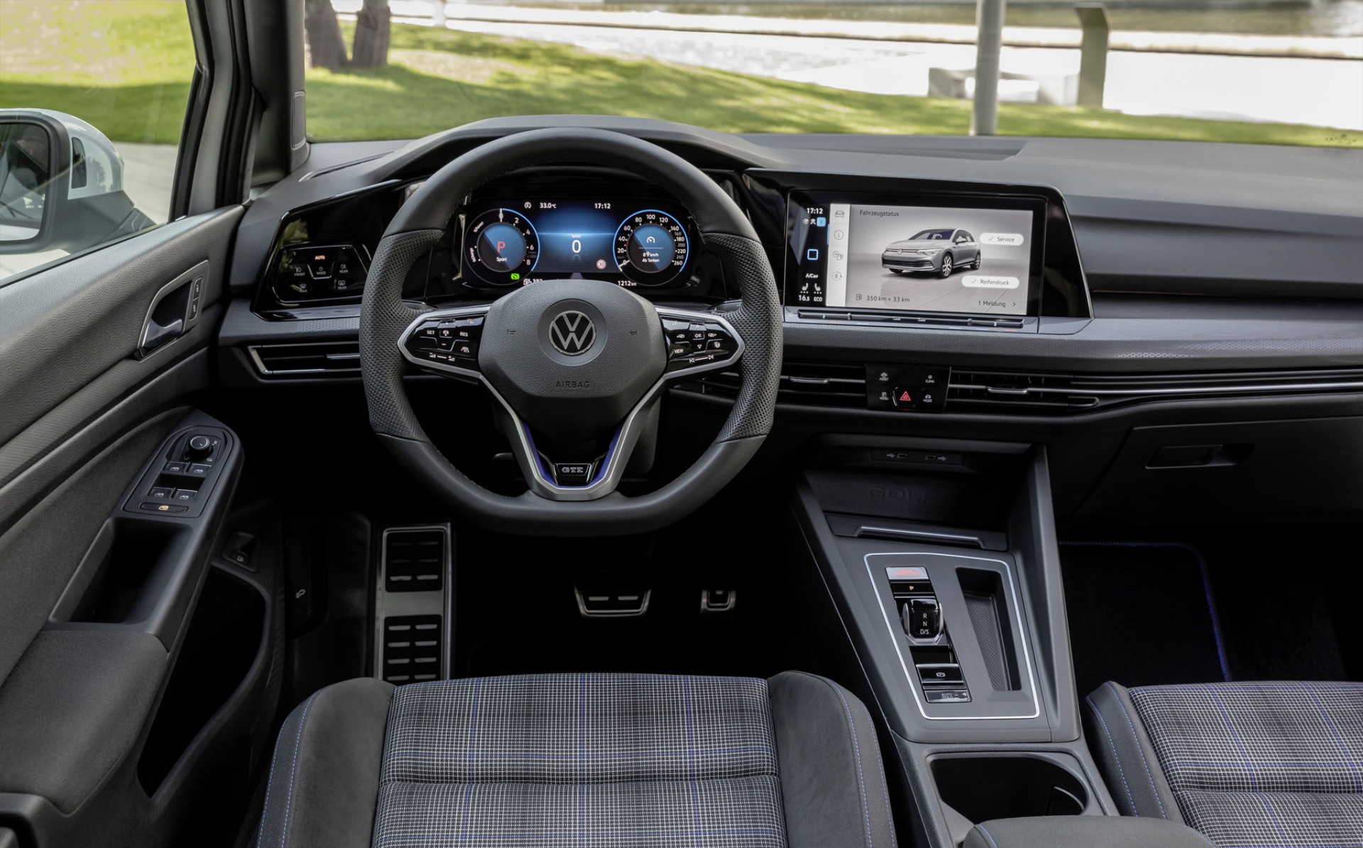 Volkswagen: «Το infotainment μας έχει πρόβλημα, το φτιάχνουμε», αποκαλύπτει ο CEO