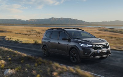 Νέο Dacia Jogger Hybrid 140: Το πρώτο υβριδικό Dacia